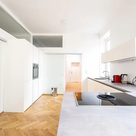 4Ty3 Apartments - Spacious Apartment In The Heart Of The 8Th District Is Calling Vienna Exterior photo