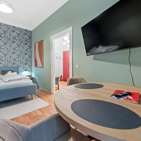 4Ty3 Apartments - Spacious Apartment In The Heart Of The 8Th District Is Calling Vienna Exterior photo