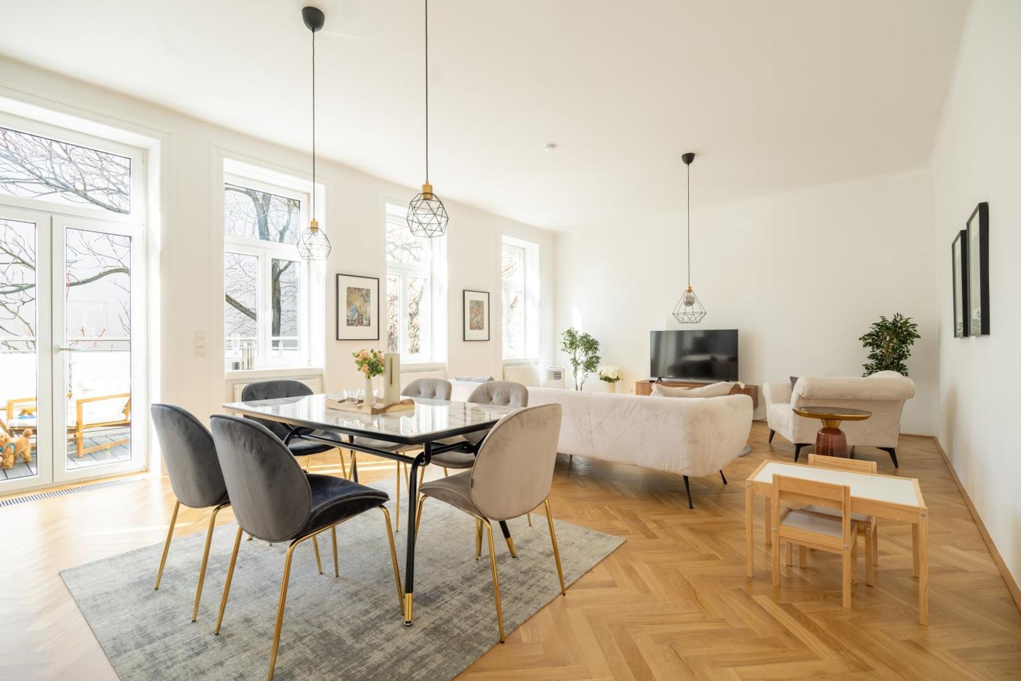 4ty3 - Spacious In The Heart Of The 8th District Is Calling Apartment *