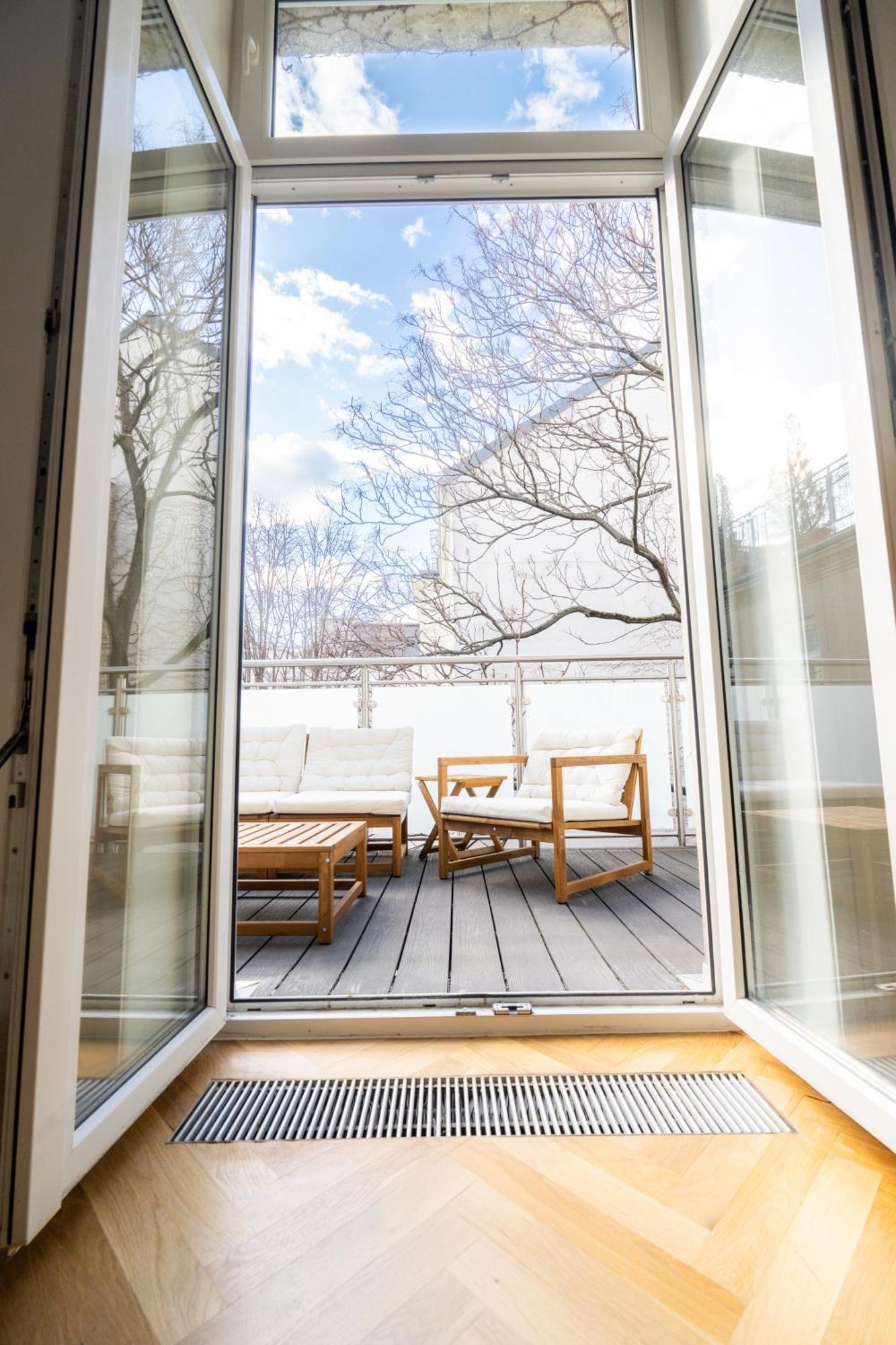 4ty3 - Spacious In The Heart Of The 8th District Is Calling Apartment *