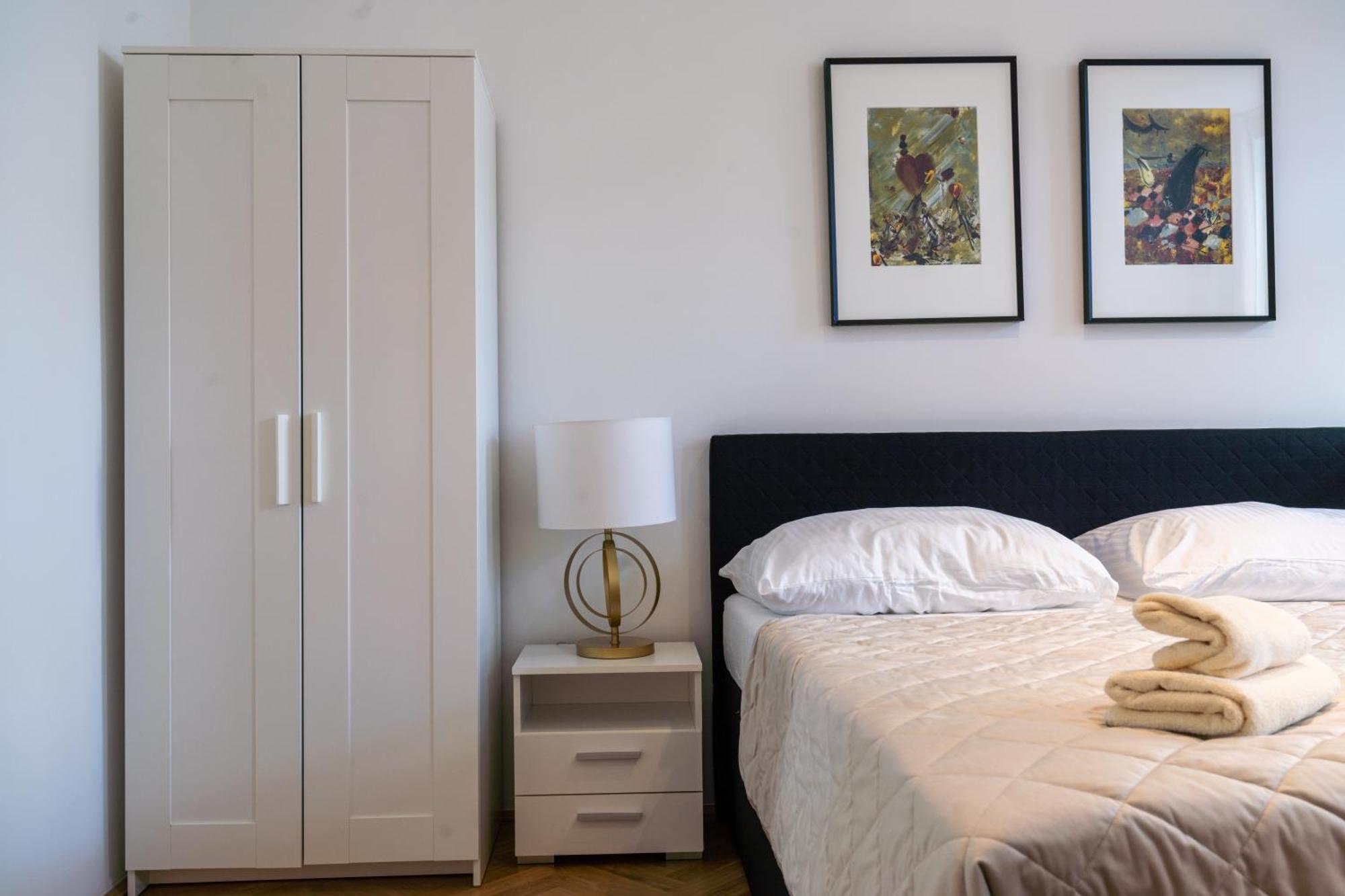 Apartment 4ty3 - Spacious In The Heart Of The 8th District Is Calling *