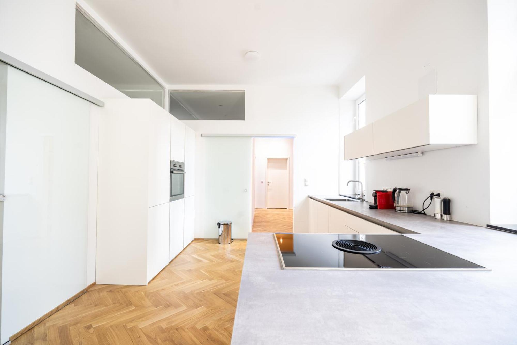 4ty3 - Spacious In The Heart Of The 8th District Is Calling Vienna