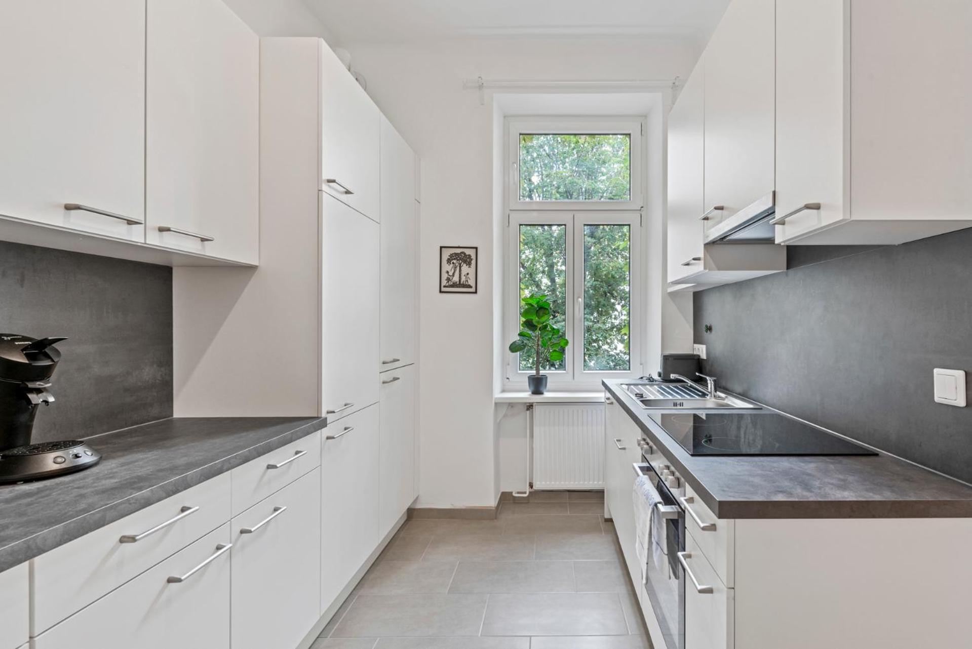 4ty3 - Spacious In The Heart Of The 8th District Is Calling Apartment
